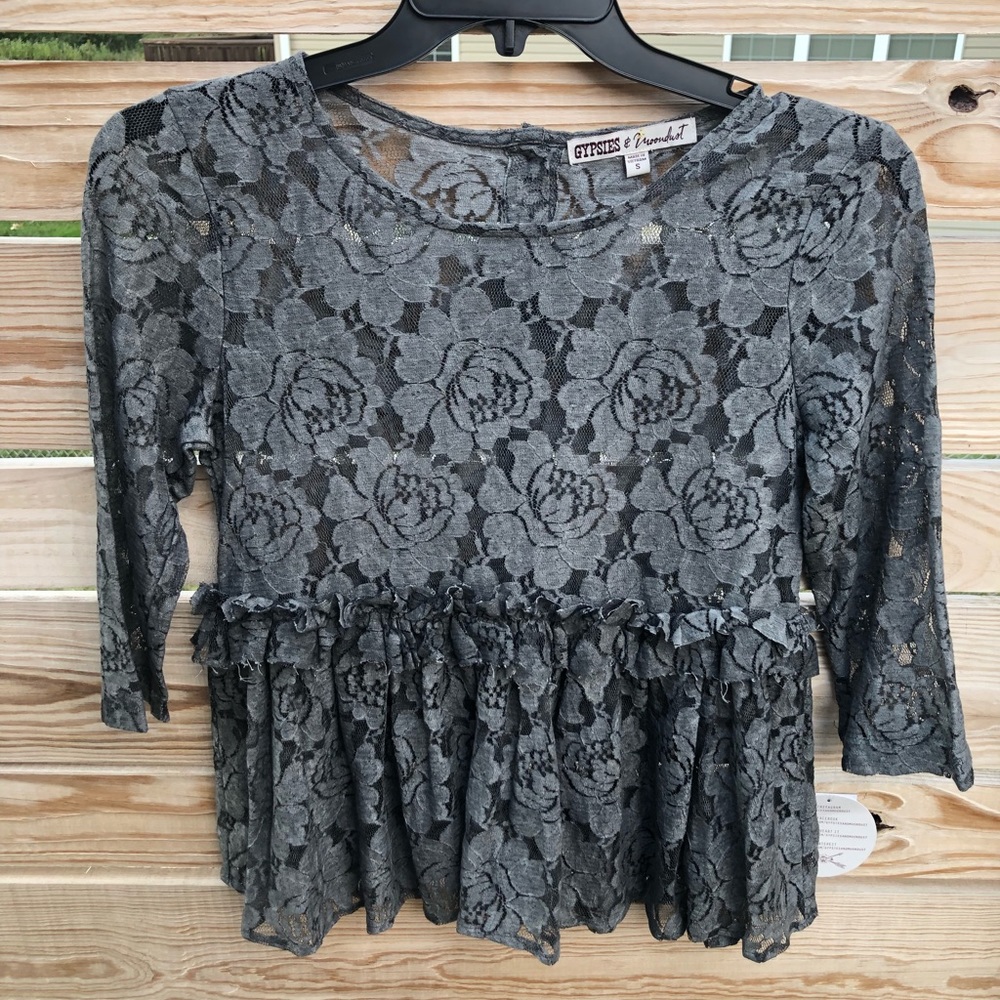 NWT Gypsies & Moondust top size S